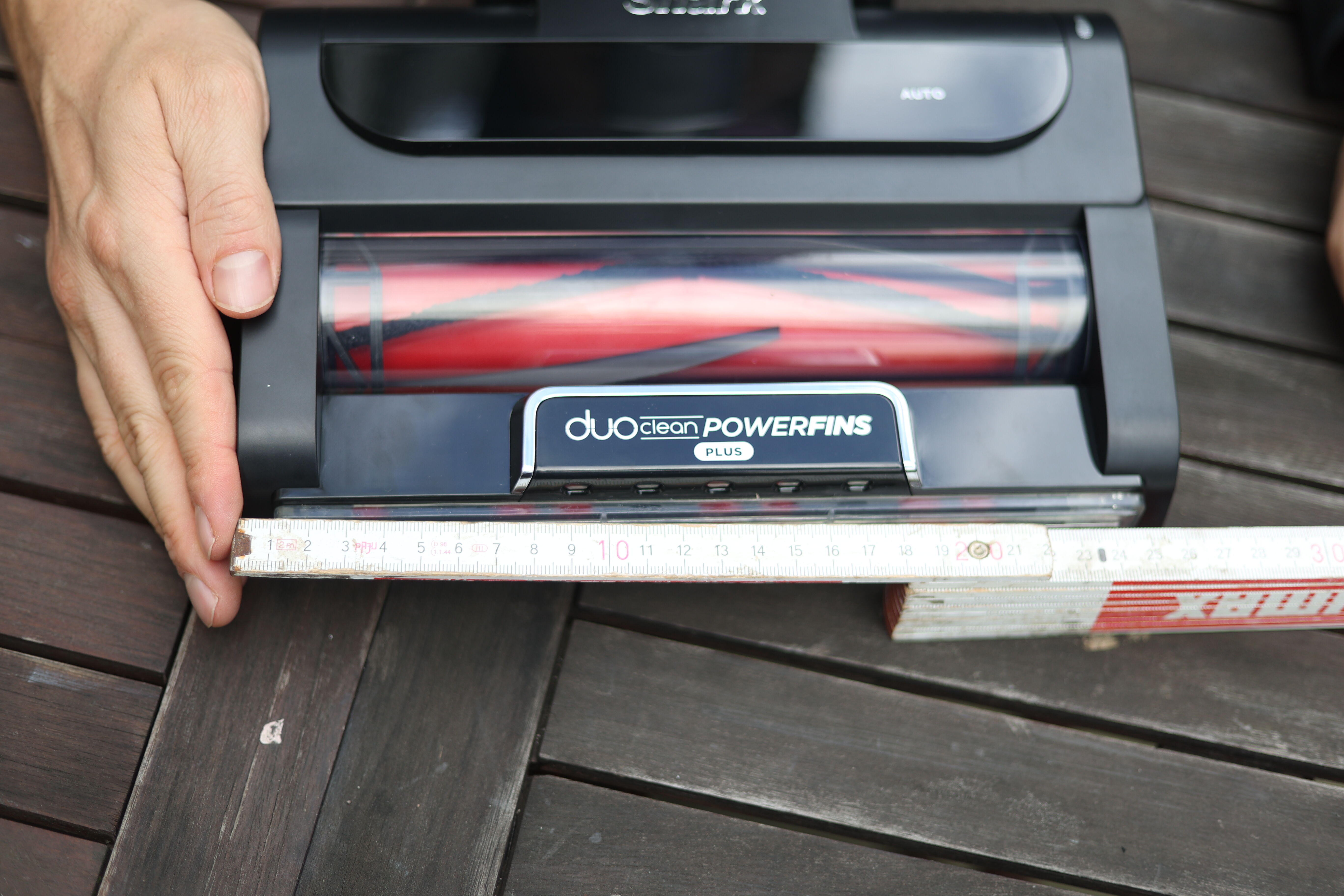 DuoClean brush of the Shark Stratos.